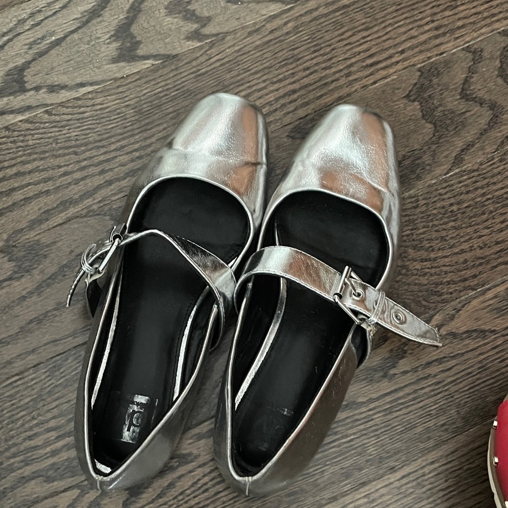 Dolce Vita Metallic Silver Flats